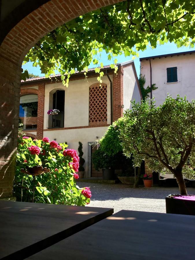La Corte E L'Uva Olgiate Comasco Экстерьер фото